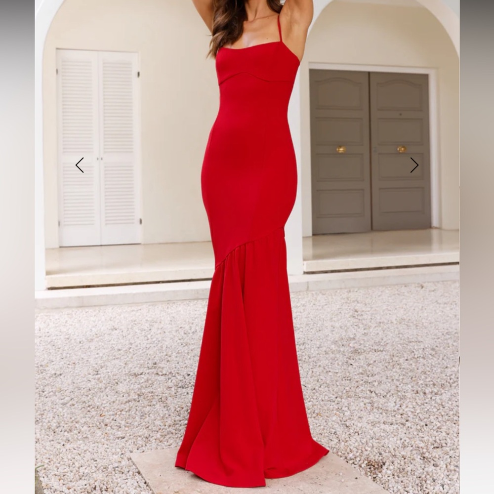 Hello Molly DEAR EMILIA SPARKS OF ATTRACTION MAXI DRESS RED